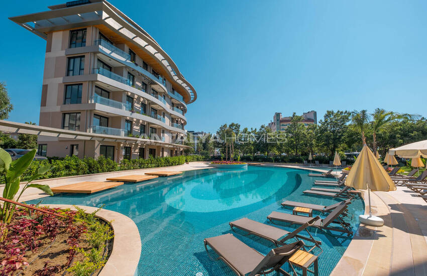 Alanya Oba'da Şehir ve Deniz Manzaralı Satılık Daireler 2