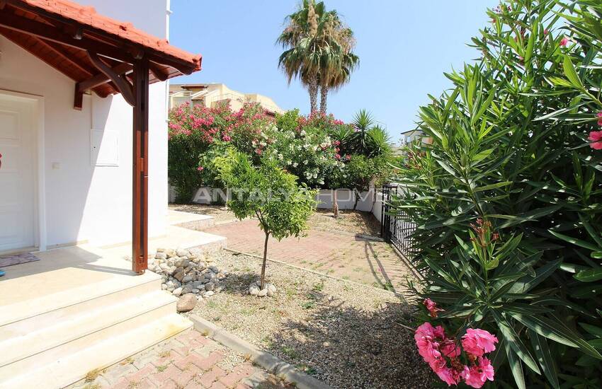 Villa Meublée En Triplex Près Des Terrains De Golf À Kadriye 7