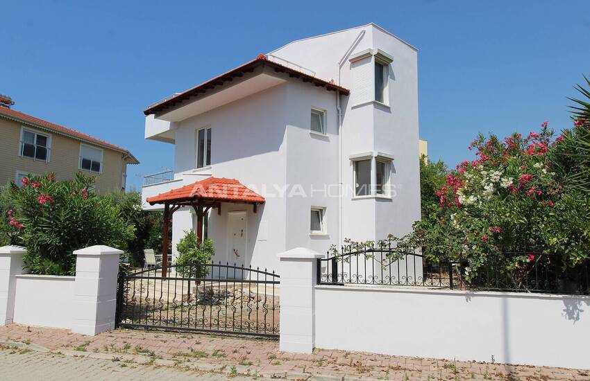 Villa Meublée En Triplex Près Des Terrains De Golf À Kadriye 10