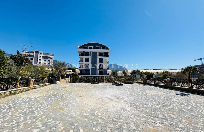 Apartments in a Complex Intertwined Nature in Alanya 3