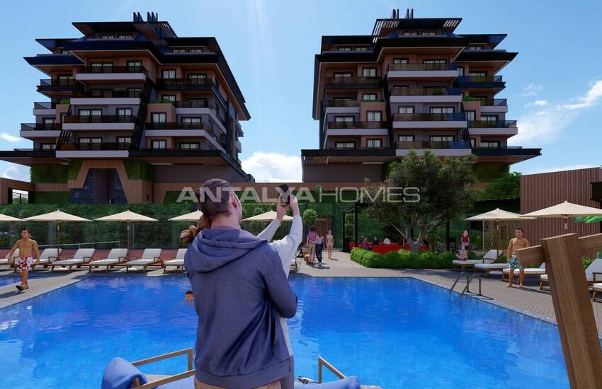 Real Estate with Private Beach in Alanya Kargicak 9