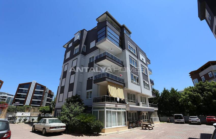 Rymlig Duplex Fastighet I Antalya Konyaalti