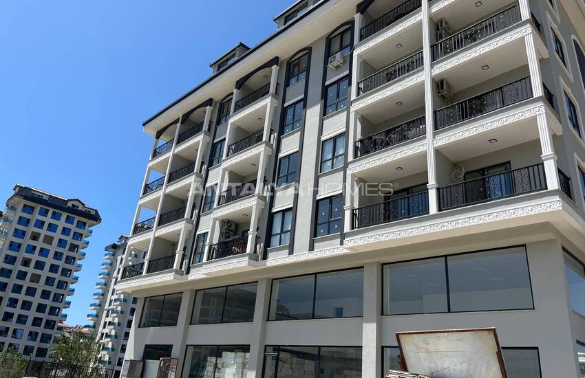 Alanya Mahmutlar'da Deniz Manzaralı Şık Tasarımlı Daireler 3