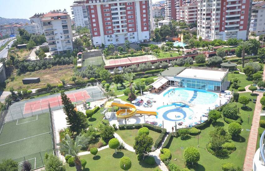 Alanya'da Sosyal Aktiviteler Sunan Havuzlu Sitede Satılık Daire 13