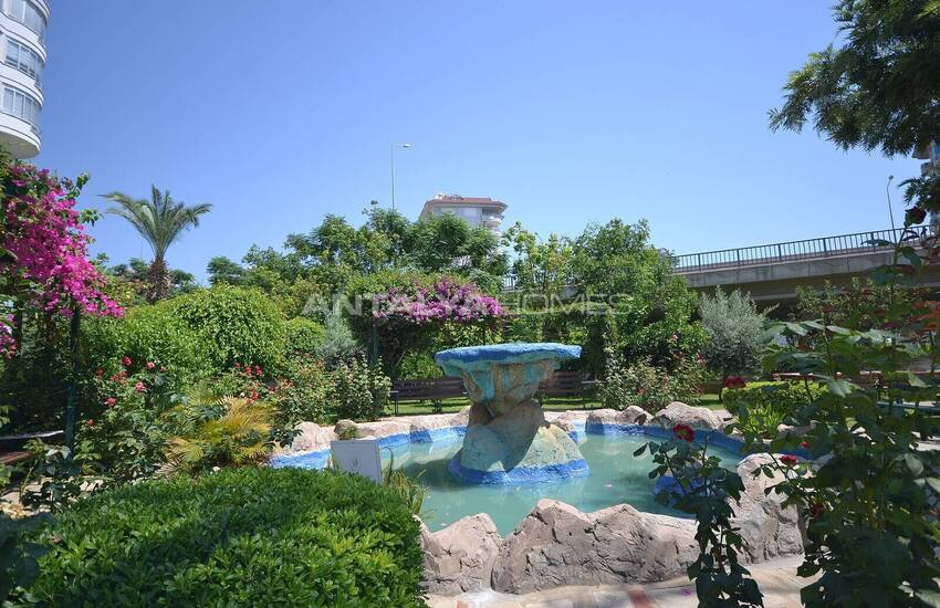 Alanya'da Sosyal Aktiviteler Sunan Havuzlu Sitede Satılık Daire 18