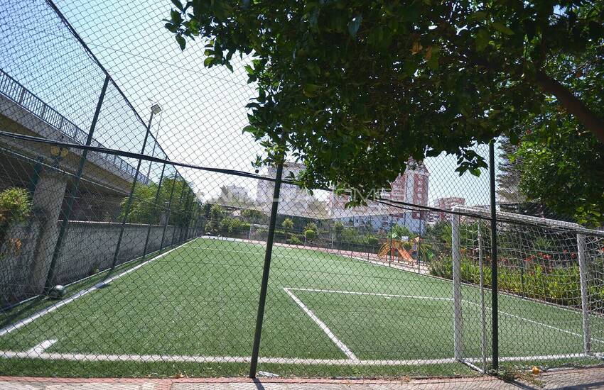 Alanya'da Sosyal Aktiviteler Sunan Havuzlu Sitede Satılık Daire 21