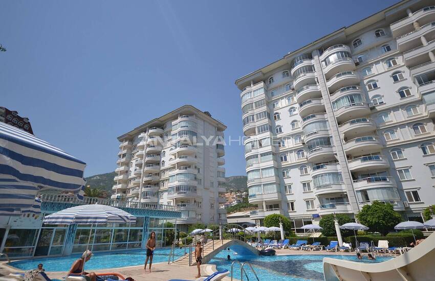 Alanya'da Sosyal Aktiviteler Sunan Havuzlu Sitede Satılık Daire 4