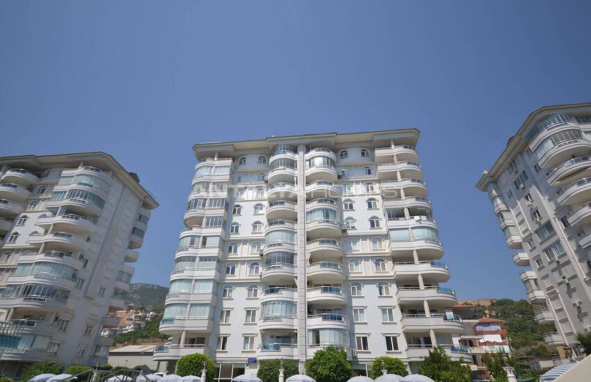 Alanya'da Sosyal Aktiviteler Sunan Havuzlu Sitede Satılık Daire 5