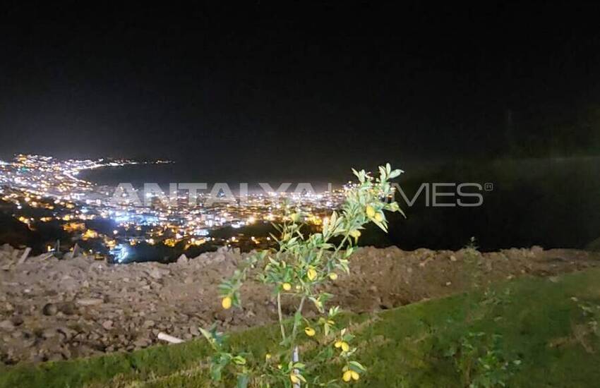 Alanya Tepe'de Kaliteli Yaşam Sunan Satılık Villalar 8