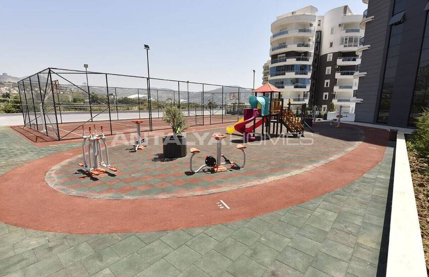 آپارتمان با دید دریا در مجتمعی در محمودلار آلانیا 23