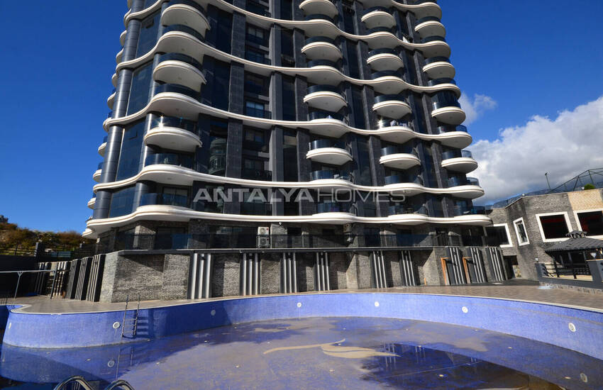 آپارتمان با دید دریا در مجتمعی در محمودلار آلانیا 4