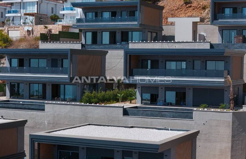 Maisons Avec Piscines Privées Et Jardins À Alanya 1