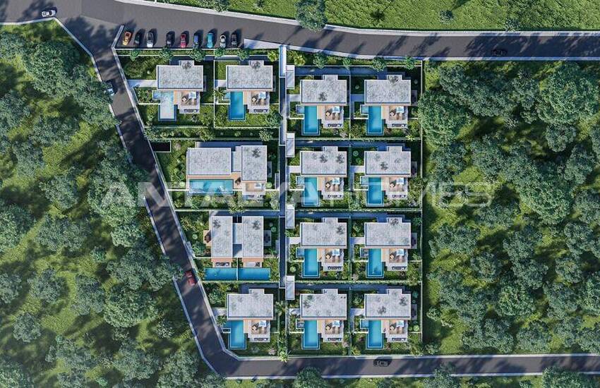 Alanya Tepe'de Özel Havuzlu Satılık Müstakil Villalar 2