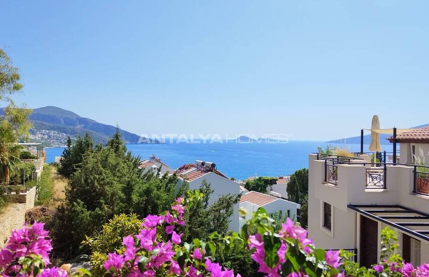 Rymlig Villa Med Imponerande Havsutsikt I Kalkan Antalya