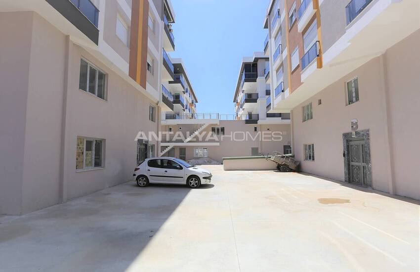 آپارتمان طبقه میانی نوساز در مجتمع در آنتالیا، کپز 1