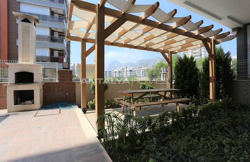 Antalya Liman'da Havuzlu Site İçerisinde Eşyalı Daire 4