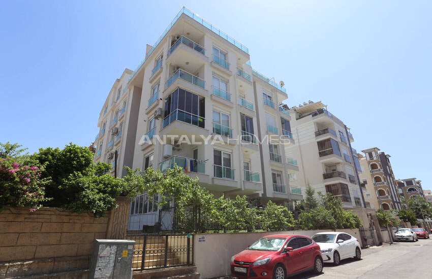 Wohnung Mit Bergblick In Einer Wohnanlage In Konyaalti Antalya 1