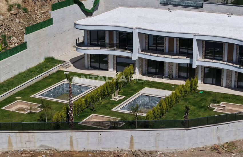 Alanya Kargıcak'ta Deniz ve Dağ Manzaralı Sitede Şık Daireler 3