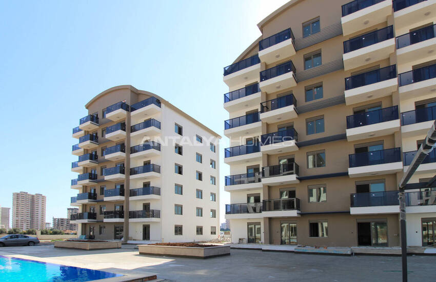 آپارتمان در یک مجتمع با پارکینگ سرپوشیده در آنتالیا آلتینتاش 5