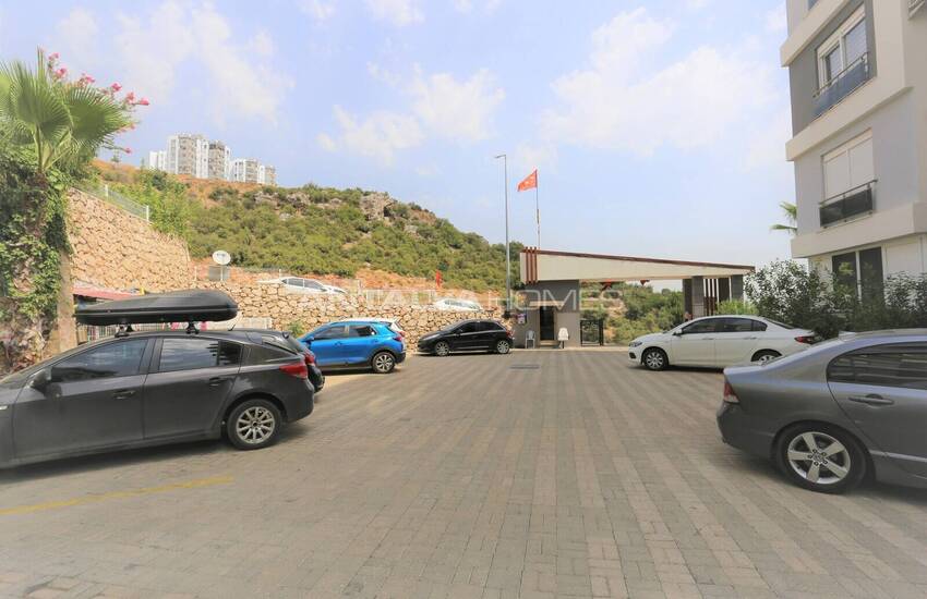 Lägenhet I En Säker Anläggning Med Sociala Bekvämligheter 4