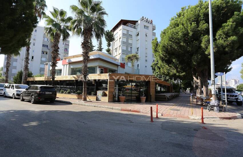 Workplace with Investment Potential in Antalya Konyaalti 1