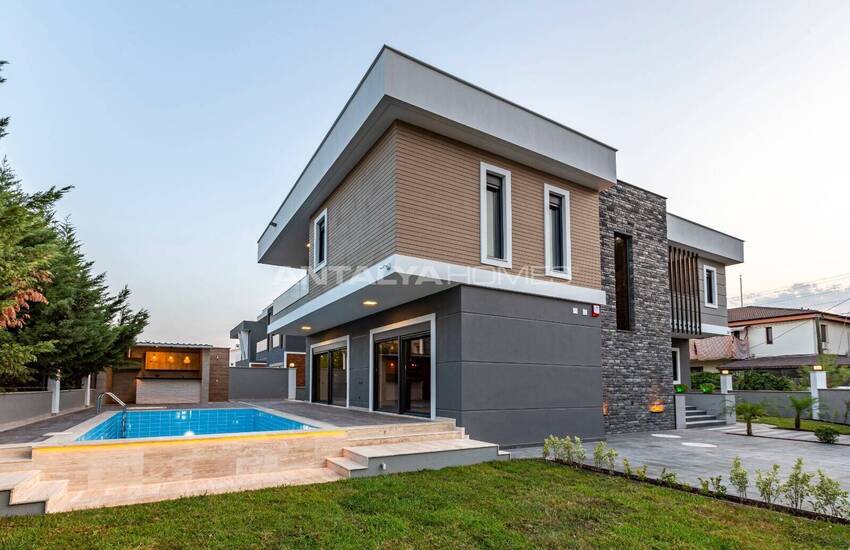 Luxurious Villa with Forest Views in Antalya Dosemealti
