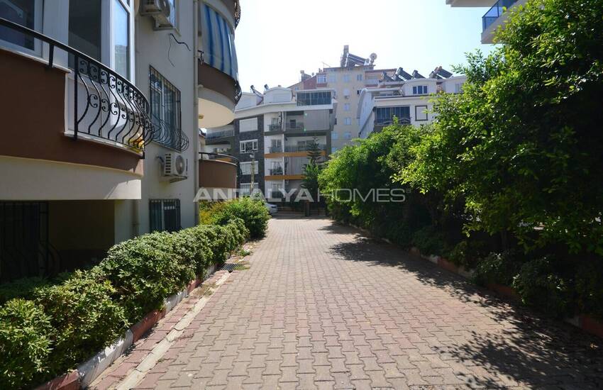 Alanya'da Kleopatra Pajı'na Yakın Havuzlu Sitede Eşyalı Daire 20