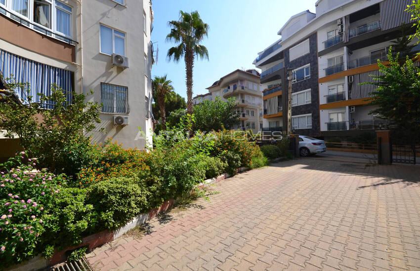 Alanya'da Kleopatra Pajı'na Yakın Havuzlu Sitede Eşyalı Daire 19