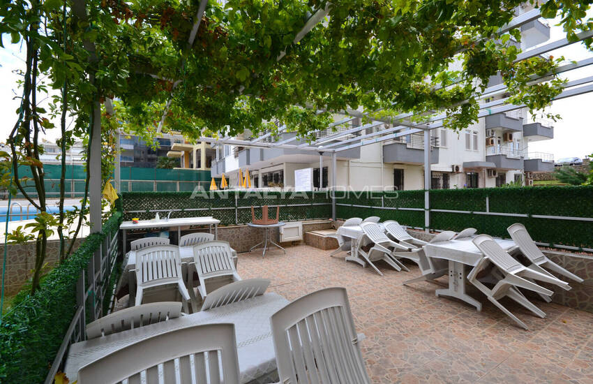 Alanya Mahmutlar'da Denize Sıfır Havuz Manzaralı Eşyalı Daire 13