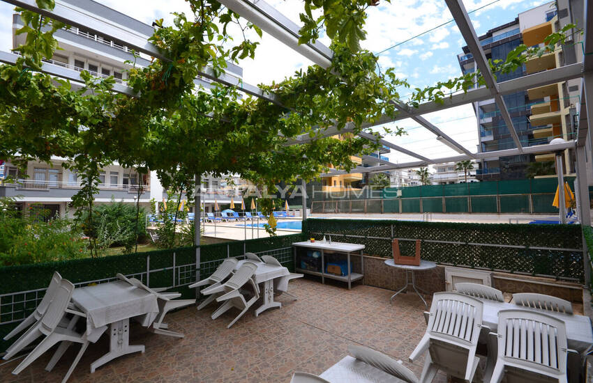 Alanya Mahmutlar'da Denize Sıfır Havuz Manzaralı Eşyalı Daire 7