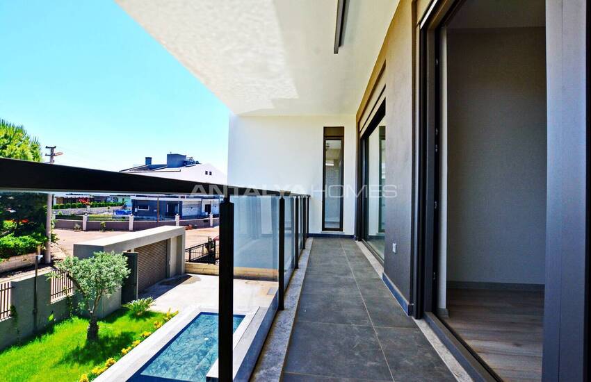 Smart Houses with Pool and Garden in Antalya Dosemealti 6