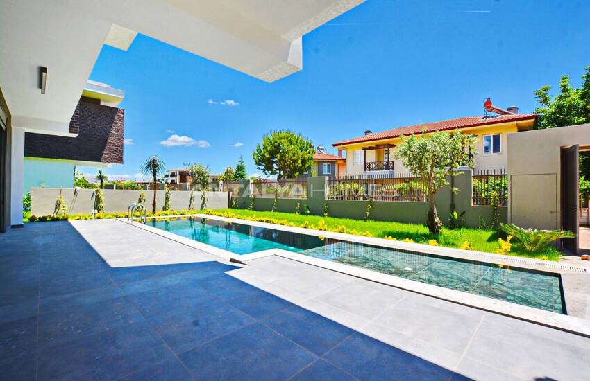 Smart Houses with Pool and Garden in Antalya Dosemealti 2