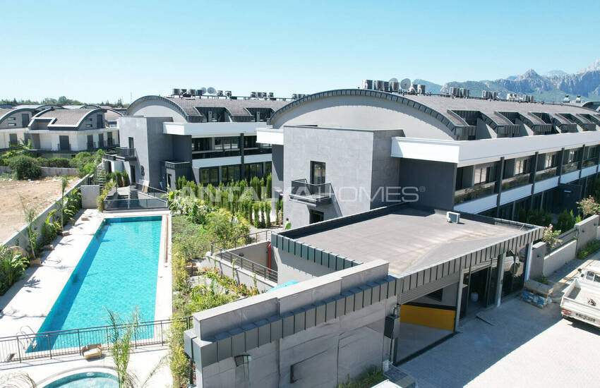 Квартиры в Комплексе с Бассейном и Парковкой в Анталии Коньяалты 2