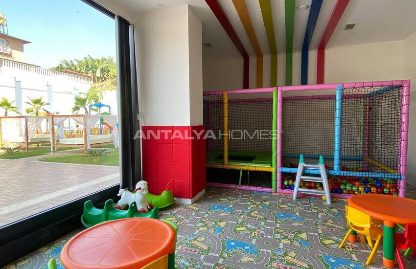 Alanya'da Zengin Olanakları Bulunan Sitede Eşyalı Daire 21