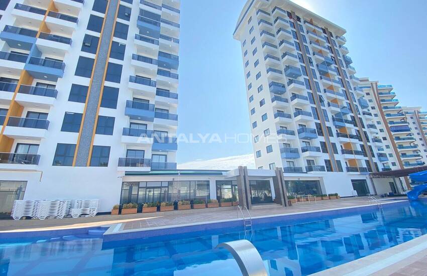 Alanya'da Zengin Olanakları Bulunan Sitede Eşyalı Daire 1