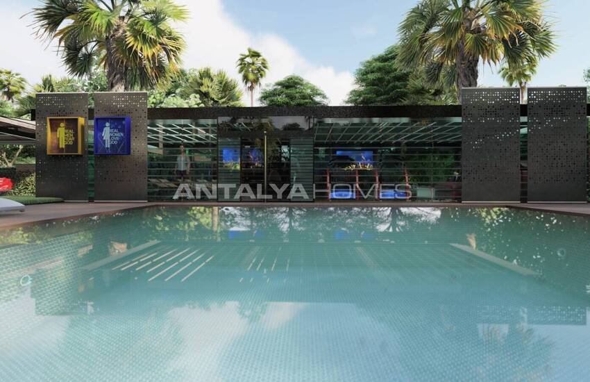 Antalya Konyaaltı'nda Havuzlu Site İçinde Dağ Manzaralı Daireler 9
