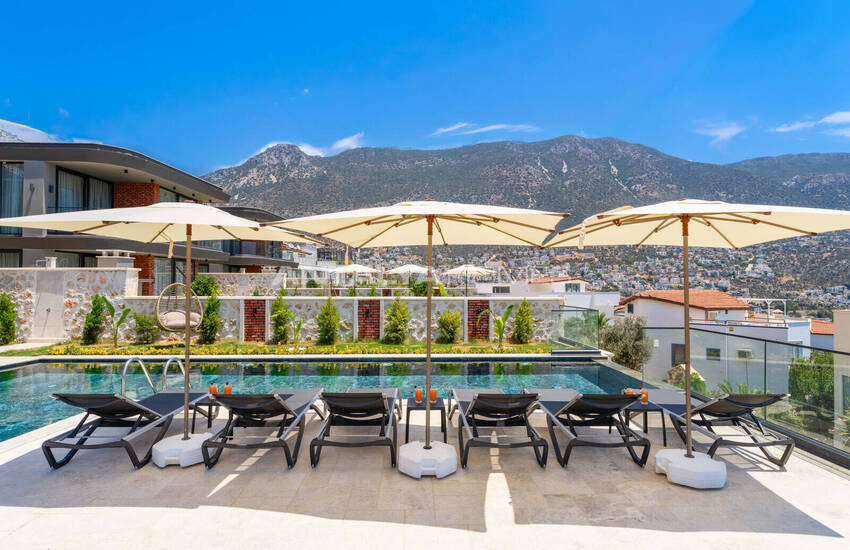 Antalya Kalkan'da Lüks Tasarımlı ve Eşyalı Evler 21