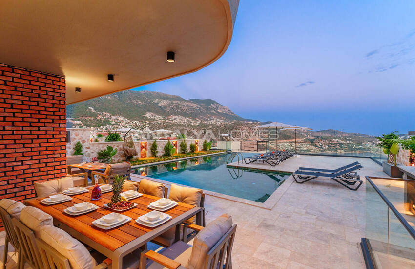 Antalya Kalkan'da Lüks Tasarımlı ve Eşyalı Evler 13