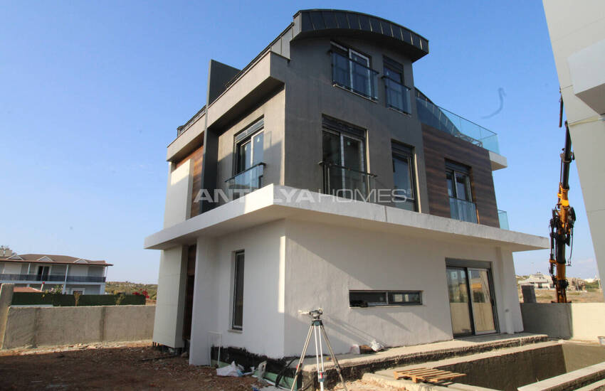 Häuser Mit Pool In Flughafennähe In Antalya Aksu 4