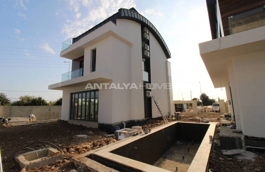 Häuser Mit Pool In Flughafennähe In Antalya Aksu 7