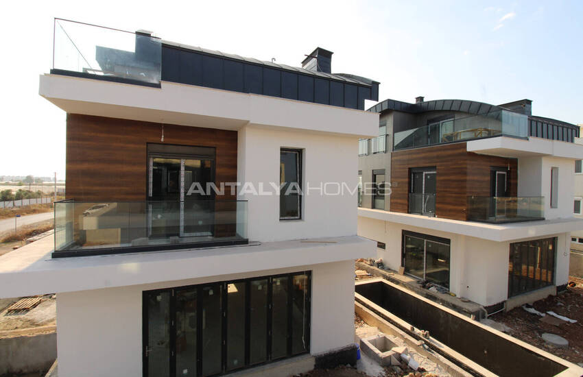 Häuser Mit Pool In Flughafennähe In Antalya Aksu 11