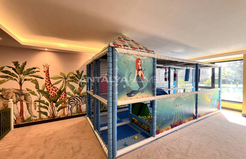 آپارتمان با منظره منحصر به فرد در پروژه با مفهوم هتل در آلانیا 11