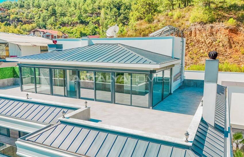 Maison Individuelle Élégante Avec Piscine Privée À Alanya Tepe 3