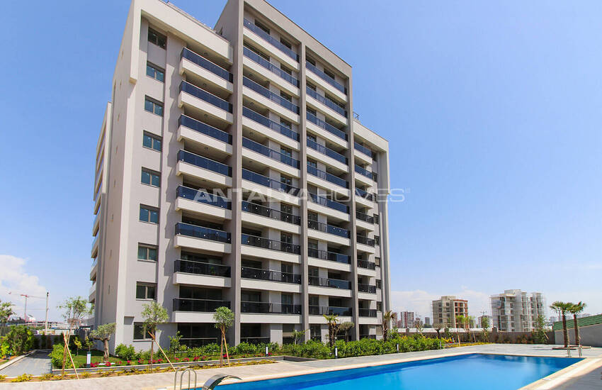 Apartments in Complex Close to Beach in Antalya Aksu