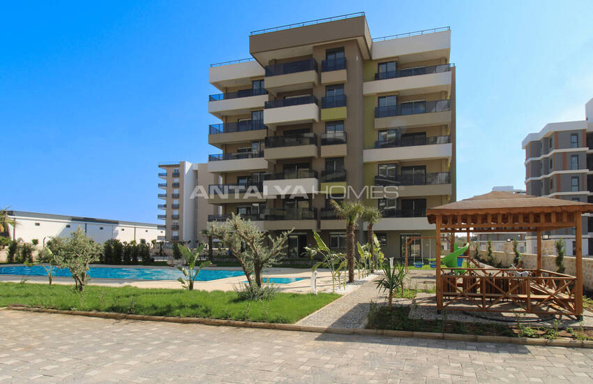 Turnkey Apartments Close to Airport in Antalya Altintas 1