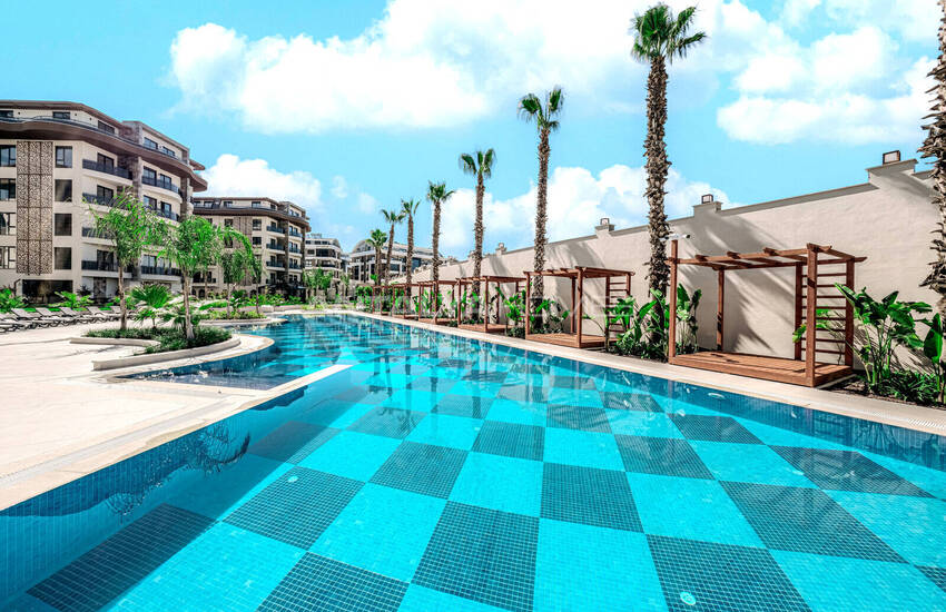 New Build Real Estate in Hotel Concept Complex in Alanya Oba 3