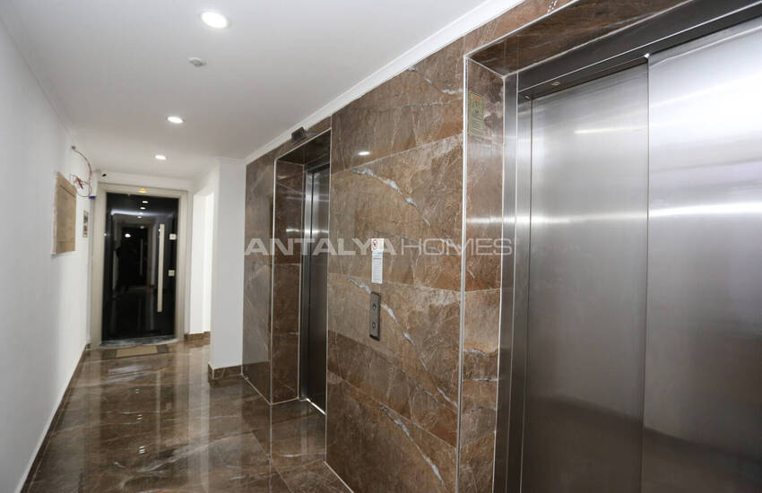 Office with Special Design Near Main Street in Antalya Kepez 12