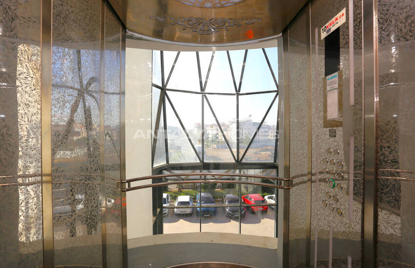 Office with Special Design Near Main Street in Antalya Kepez 11