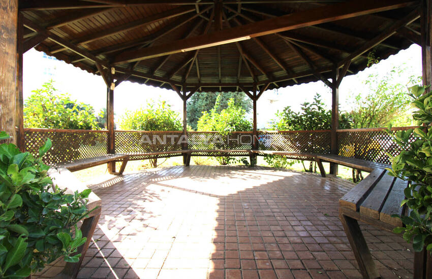 Spacious Apartment in Complex Close to Sea in Antalya Muratpasa 17