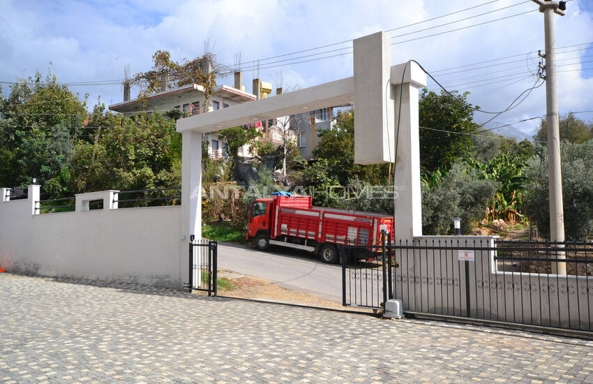 Alanya Mahmutlar'da Deniz Manzaralı ve Eşyalı Dubleks Daire 7